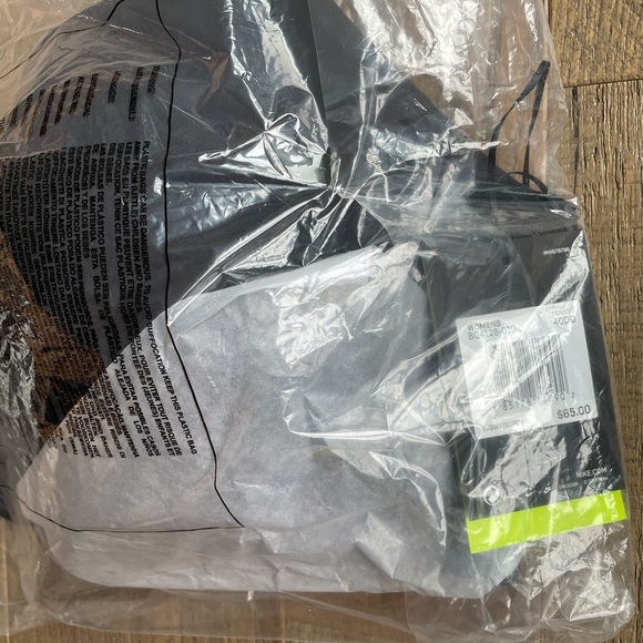 Nike Rival Plus Size Bra - Picture 4 of 6